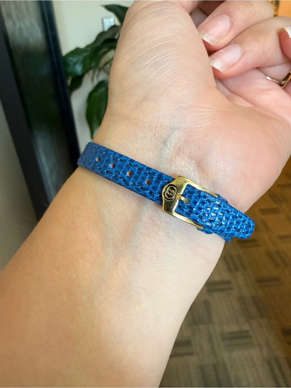 Gucci Blue Lizard Leather Watch with sherry line gold face 10mm